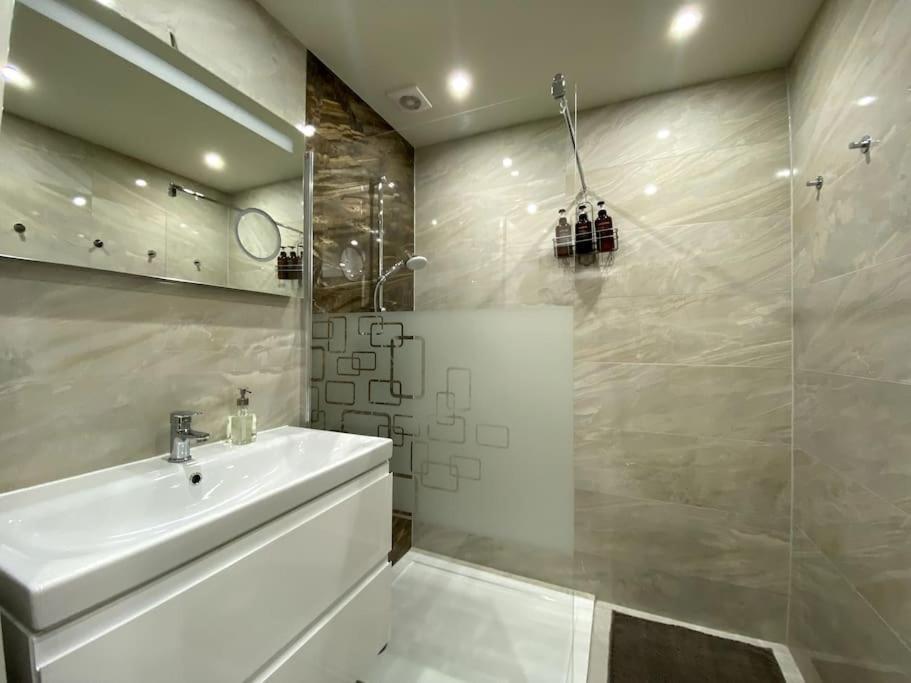 Gemuetliche Wohnung In Ottakring Βιέννη Εξωτερικό φωτογραφία